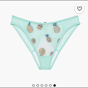 ‼️SOLD‼️Savage X Fenty Backless Bikini